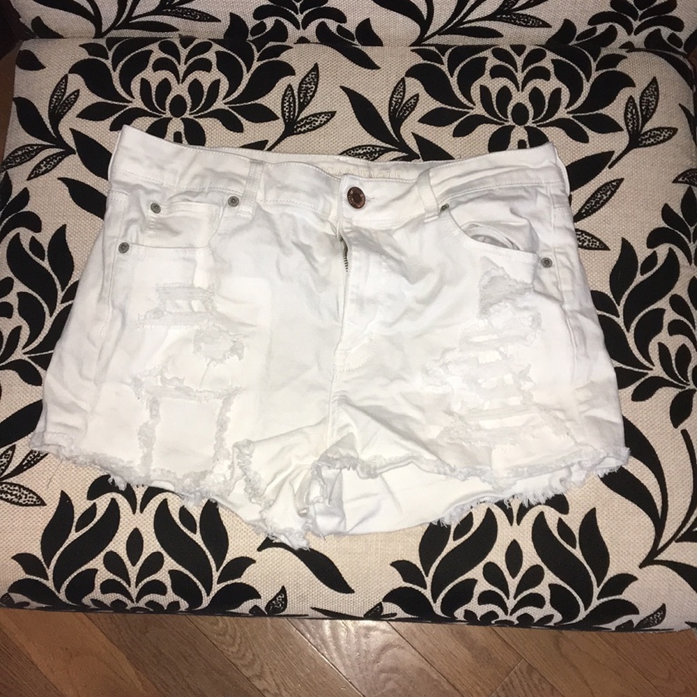 American Eagle distressed white shorts